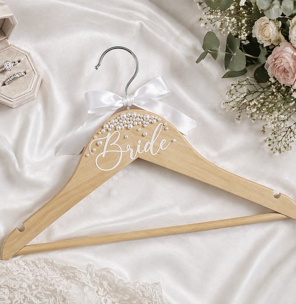 Manel | Wedding - Bride Hanger