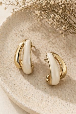 Manel | Stud Earrings - Ivory Twist