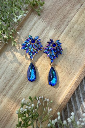 Manel | Stud Earring - Blue Oval Gemstone